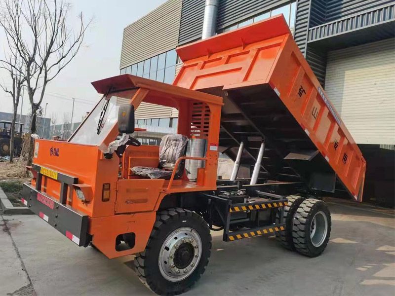 16噸礦用運(yùn)輸車(chē) 