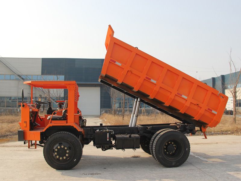 16噸礦用運(yùn)輸車(chē) 